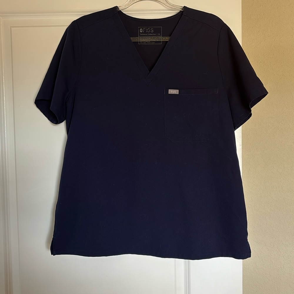 Navy figs XL Catarina one pocket scrub top